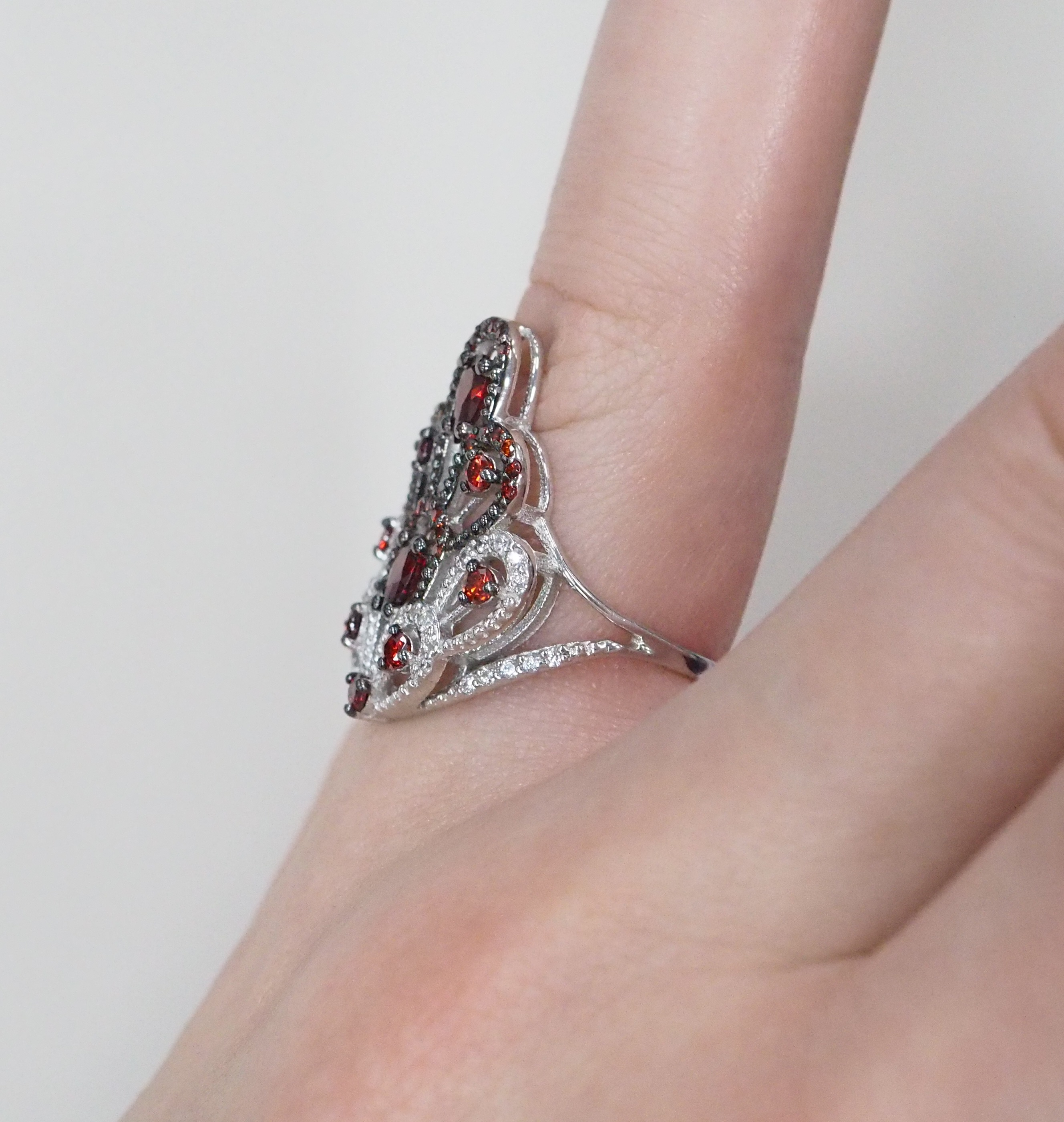 Серебряное кольцо с кварцем
